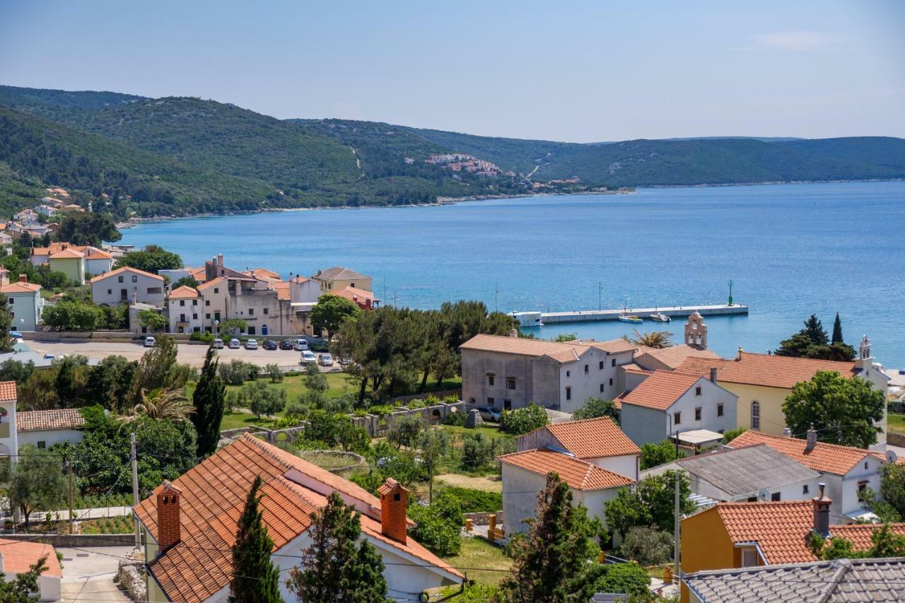 Apartmani Zorica Martinšćica Exterior foto